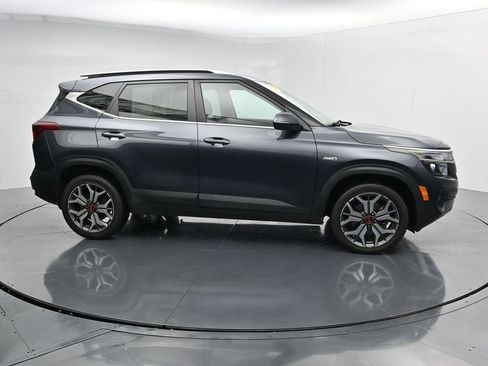 Used 2021 Kia Seltos S AWD/4WD image 9