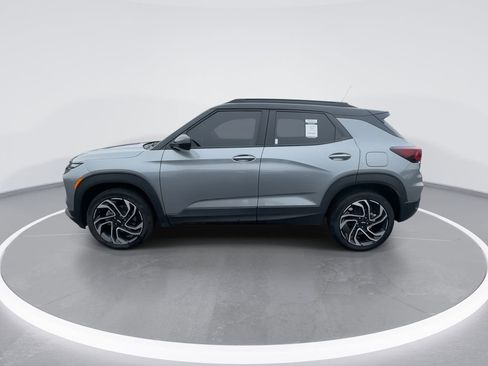 Used 2025 Chevrolet TrailBlazer RS w/ Driver Confidence Package image 5