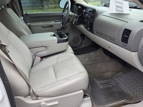 Used 2012 Chevrolet Silverado 1500 LT image 11