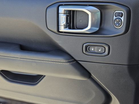 New 2026 Jeep Gladiator Sport image 24