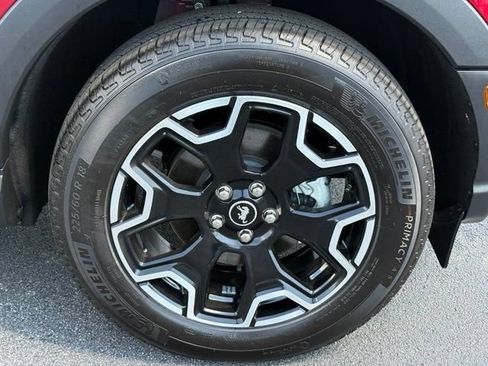 Used 2025 Ford Bronco Sport Outer Banks AWD/4WD image 29