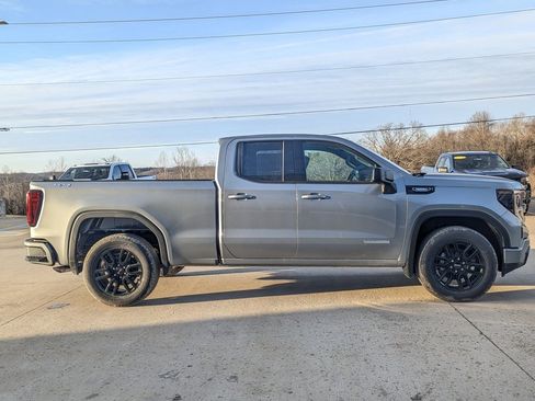 New 2026 GMC Sierra 1500 Elevation image 6