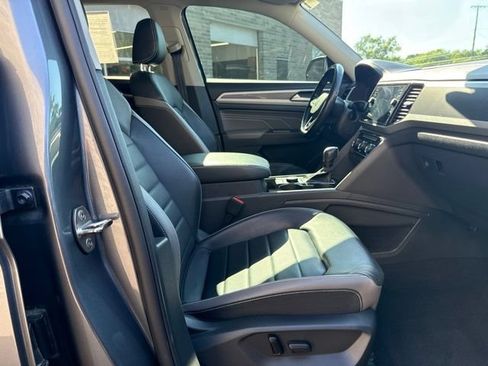 Used 2021 Volkswagen Atlas SEL Premium AWD/4WD image 24