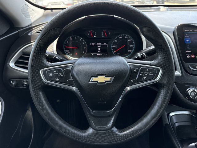 Used 2019 Chevrolet Malibu LS w/ Driver Confidence Package FWD image 12