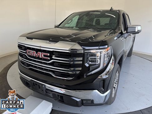 Used 2025 GMC Sierra 1500 SLT image 8