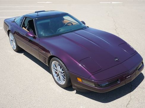 Used 1992 Chevrolet Corvette ZR-1 RWD image 8