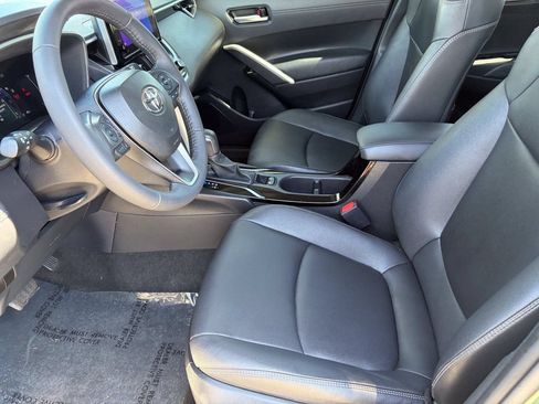 Certified 2024 Toyota Corolla Cross XLE w/ Convenience Package FWD image 23