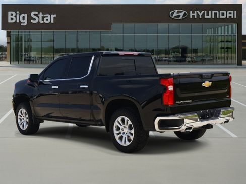 Used 2024 Chevrolet Silverado 1500 LTZ AWD/4WD image 3