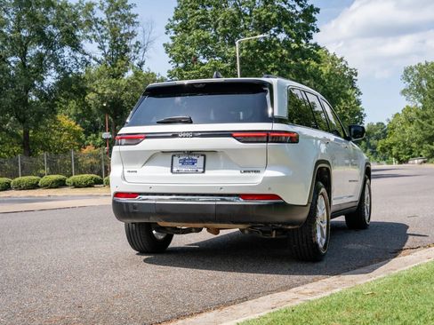 Used 2023 Jeep Grand Cherokee Limited w/ Luxury Tech Group II AWD/4WD image 6
