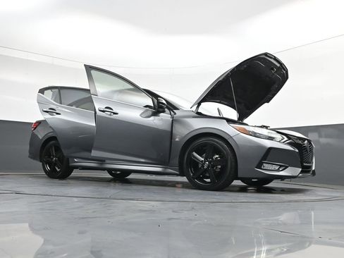 Used 2023 Nissan Sentra SR w/ Midnight Edition Package FWD image 51