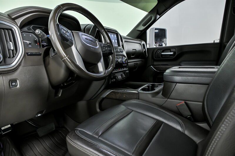 Used 2020 GMC Sierra 2500 Denali w/ Denali Ultimate Package AWD/4WD image 21