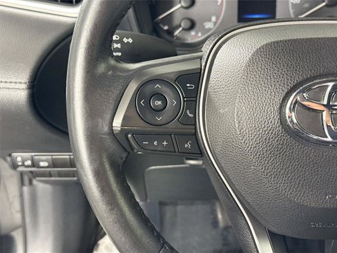 Certified 2023 Toyota Corolla Cross LE FWD image 17