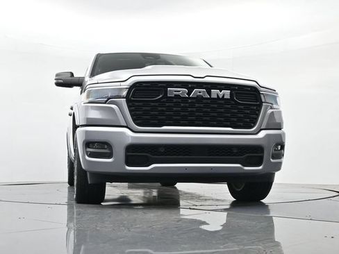 Used 2025 RAM 1500 Big Horn AWD/4WD image 35