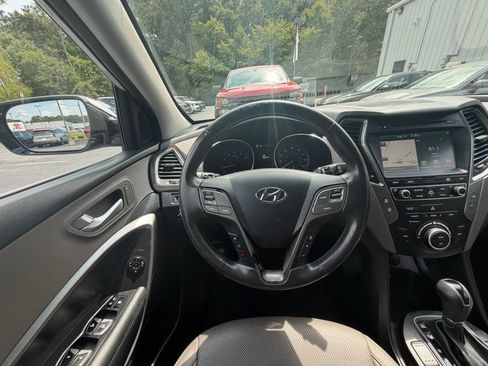 Used 2017 Hyundai Santa Fe Sport w/ 2.4L Tech Package 04 FWD image 22