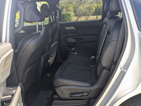 New 2027 Kia Telluride EX w/ Towing Package FWD image 19