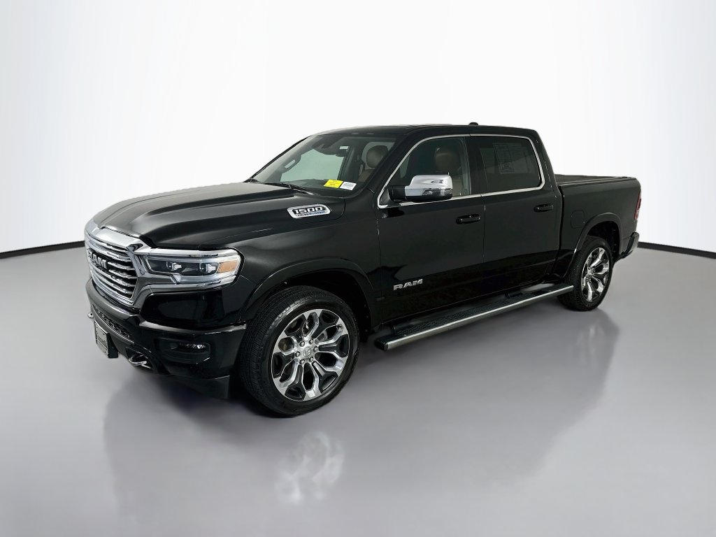 Used 2023 RAM 1500 Limited w/ Body Color Bumper Group AWD/4WD image 3