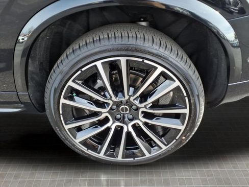 New 2026 Volvo XC90 B6 Ultra w/ Lounge Package image 9