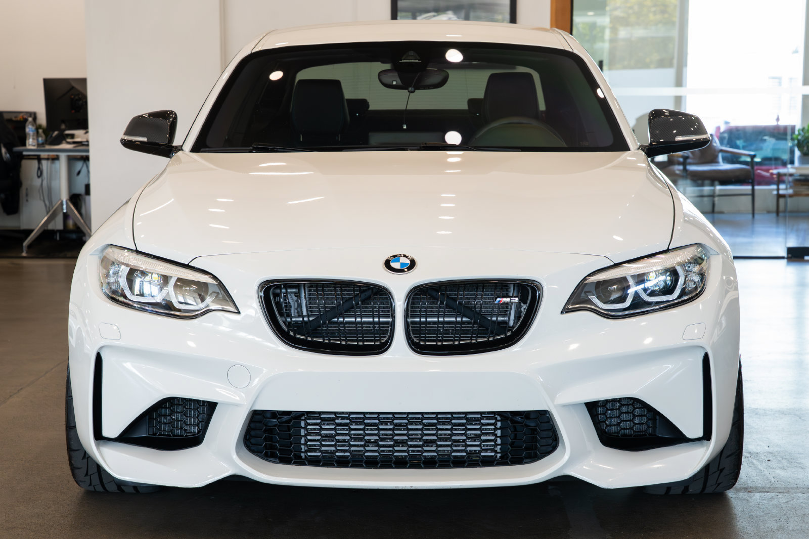 Used 2018 BMW M2 RWD image 2