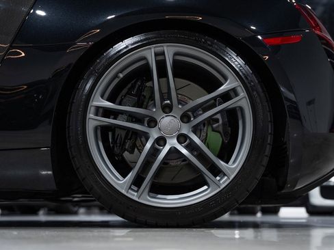 Used 2012 Audi R8 V8 image 13
