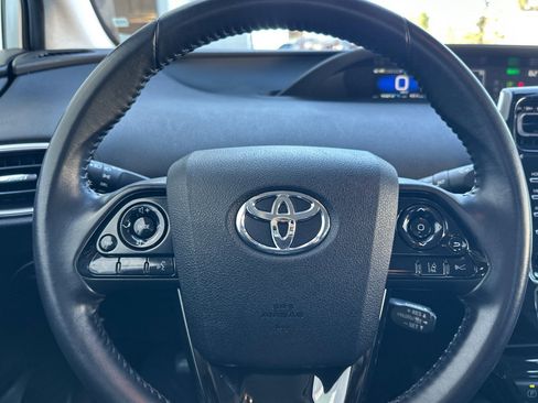 Certified 2021 Toyota Prius Prime LE FWD image 22