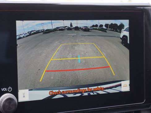 Used 2025 Toyota RAV4 LE AWD/4WD image 23