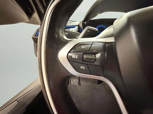 Used 2019 BMW i8 Coupe AWD/4WD image 18