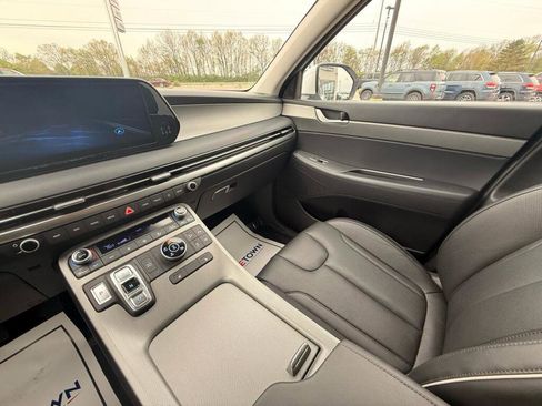 Used 2025 Hyundai Palisade SEL AWD/4WD image 23