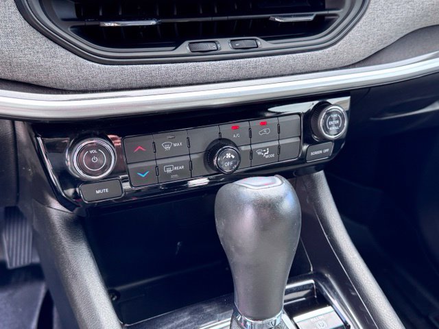 Certified 2023 Jeep Compass Latitude AWD/4WD image 24