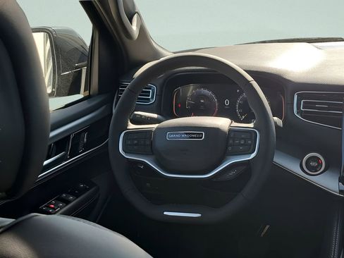 New 2026 Jeep Grand Wagoneer w/ Premium Group I image 25
