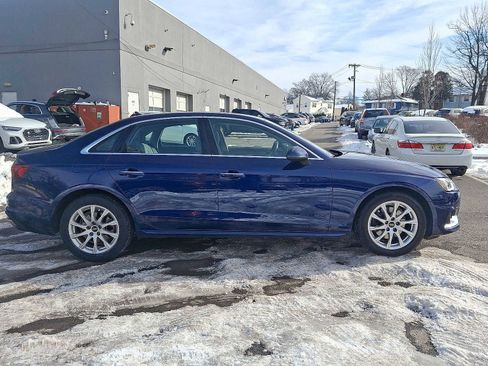 Used 2023 Audi A4 2.0T Premium w/ Convenience Package image 26