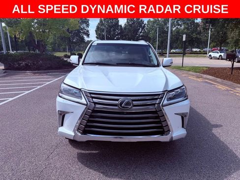 Used 2017 Lexus LX 570 4WD w/ Luxury Package image 2