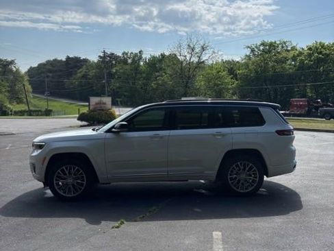 Used 2025 Jeep Grand Cherokee L Summit image 11