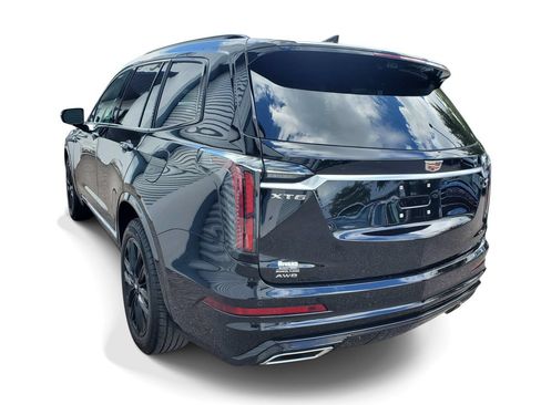Used 2025 Cadillac XT6 Sport w/ Platinum Package AWD/4WD image 3
