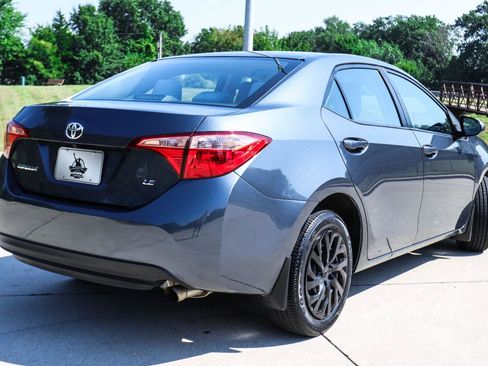 Used 2017 Toyota Corolla LE w/ Carpet Mat Package (TMS) FWD image 15