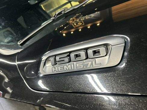 Used 2022 RAM 1500 Big Horn AWD/4WD image 8