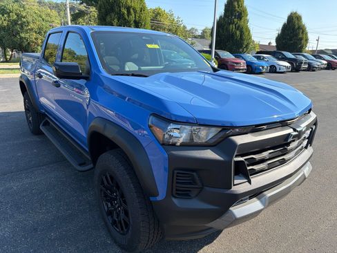 Used 2026 Chevrolet Colorado Trail Boss AWD/4WD image 7