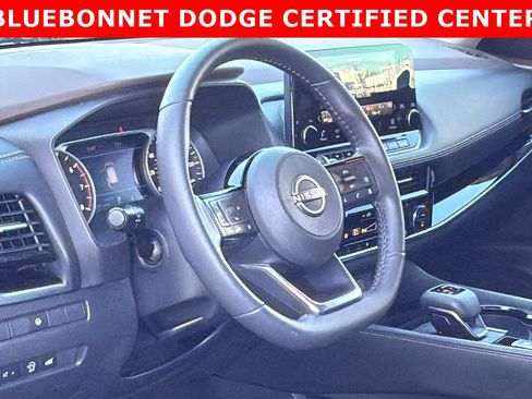 Used 2023 Nissan Rogue SL w/ SL Premium Package image 10