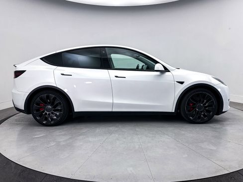 Used 2022 Tesla Model Y Performance AWD/4WD image 36