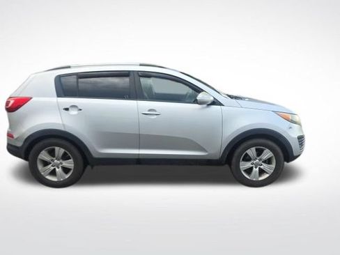 Used 2011 Kia Sportage LX w/ Convenience Pkg 2 FWD image 8
