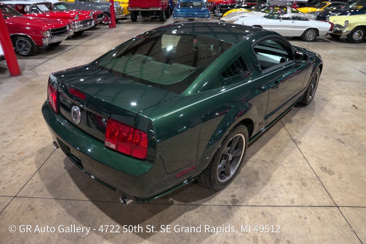 Used 2009 Ford Mustang GT Premium RWD image 17