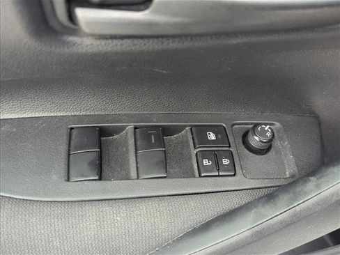Used 2022 Toyota Corolla LE FWD image 8
