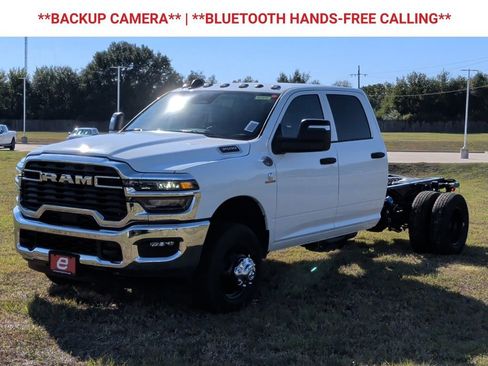 New 2026 RAM 3500 Tradesman w/ Chrome Appearance Group A image 3