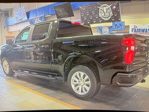 Used 2021 Chevrolet Silverado 1500 Custom RWD image 3