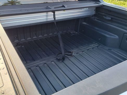 Used 2022 Hyundai Santa Cruz SEL Premium w/ Cargo Package image 7