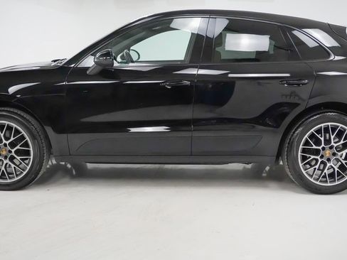 Used 2018 Porsche Macan Sport Edition image 2