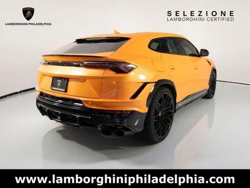 Used 2024 Lamborghini Urus S AWD/4WD image 5