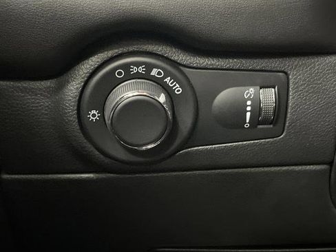 Used 2023 Dodge Durango R/T image 25