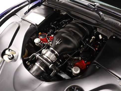 Used 2014 Maserati GranTurismo Sport RWD image 16