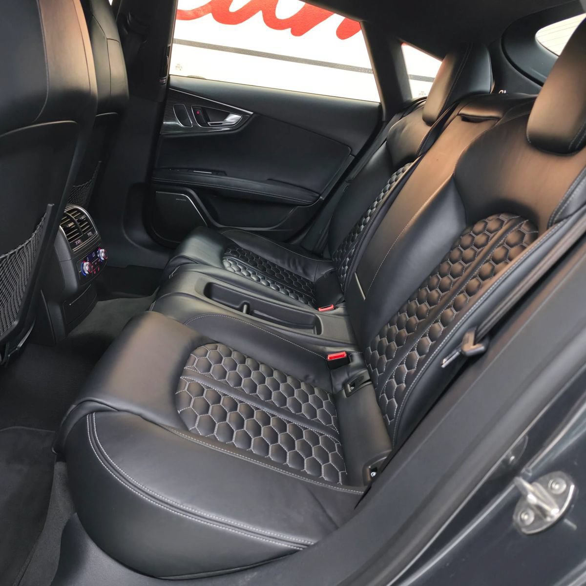 Used 2016 Audi RS 7 Prestige w/ Carbon-Optic Package AWD/4WD image 34