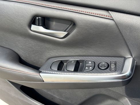 New 2025 Nissan Sentra SR image 21